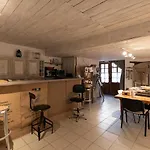 Le Logis D'hestia Frühstückspension