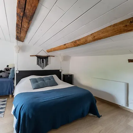 Séjour chez l'habitant Le Logis D'hestia *