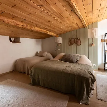 Le Logis D'hestia Bed & Breakfast Billom