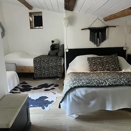 Le Logis D'hestia 3* Billom