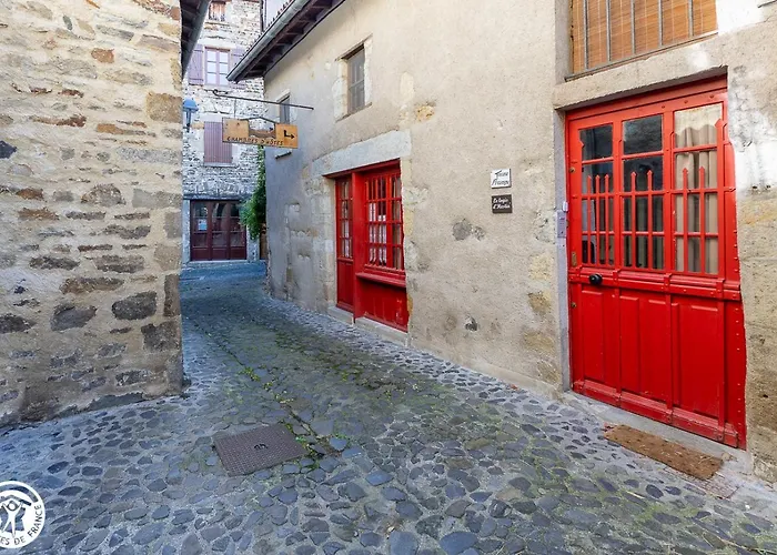 Le Logis D'hestia Bed & Breakfast